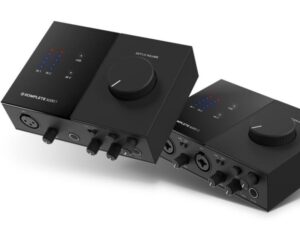 Native Instruments Komplete Audio có thể cho bạn thu vocal lẫn guitar, bass cùng lúc