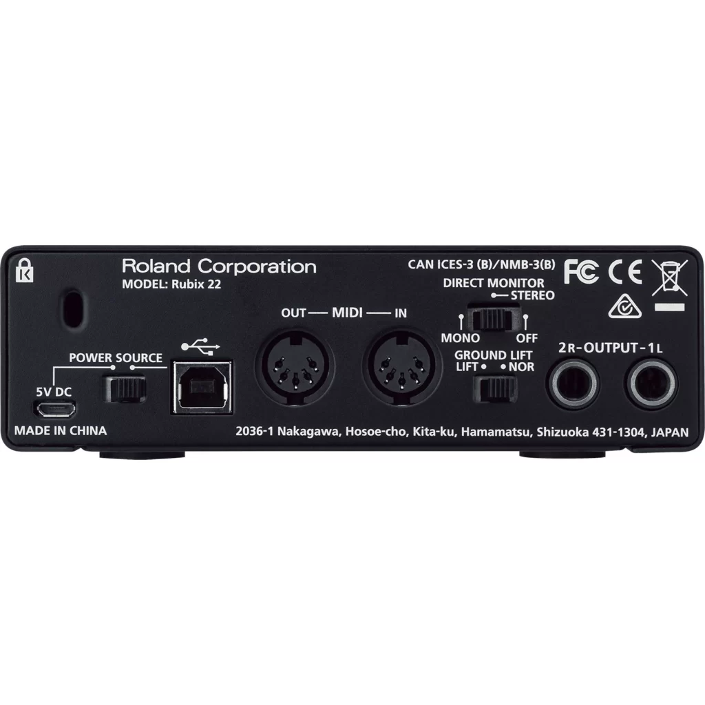 Cổng Kết Nối Mặt Sau Của Audio Interface Roland Rubix-22