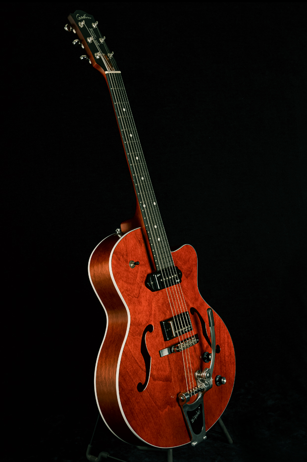 Godin 5th Avenue Uptown Custom