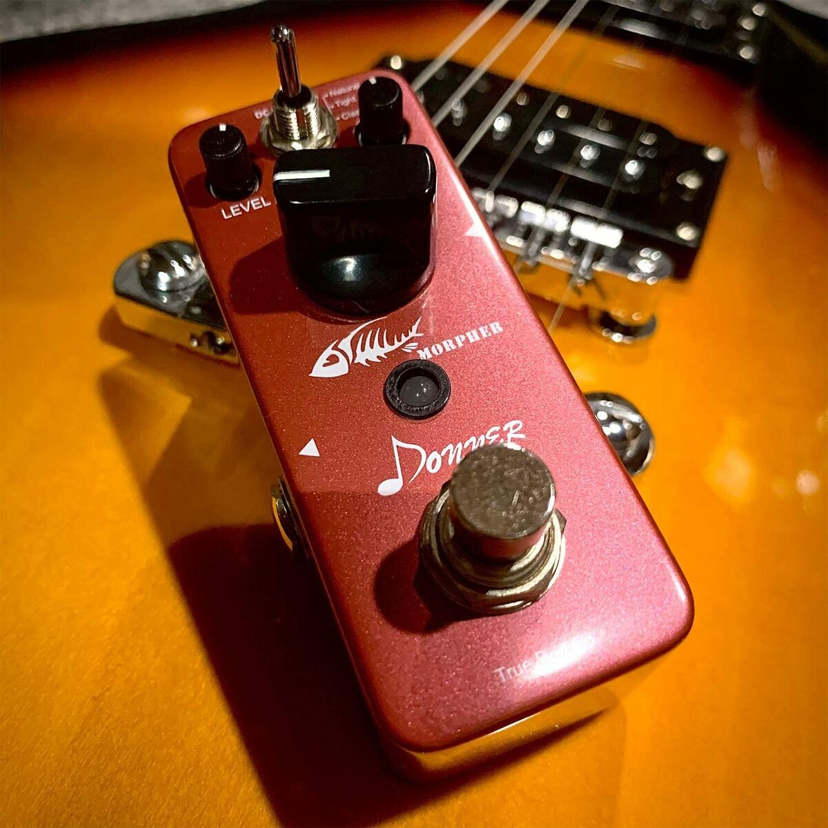 Donner Morpher Distortion: Pedal distortion giá rẻ, chất lượng không rẻ